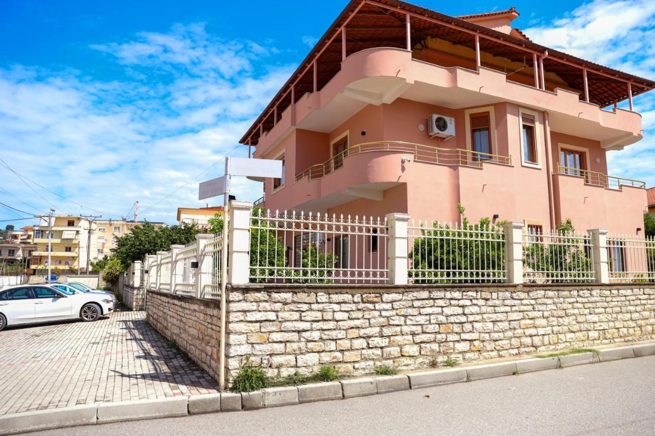 Hotel Vila Maledhi Berat Exterior foto